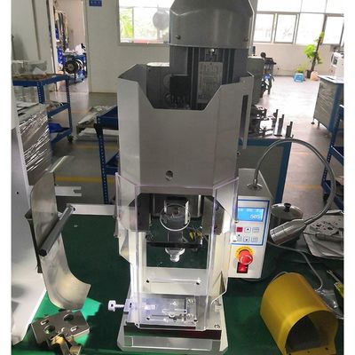 Ακριβής ακρίβεια AC220V 50HZ Υπερ-σιωπηλή μηχανή κοπής τερματικών καλωδίων αυτοκινήτων
